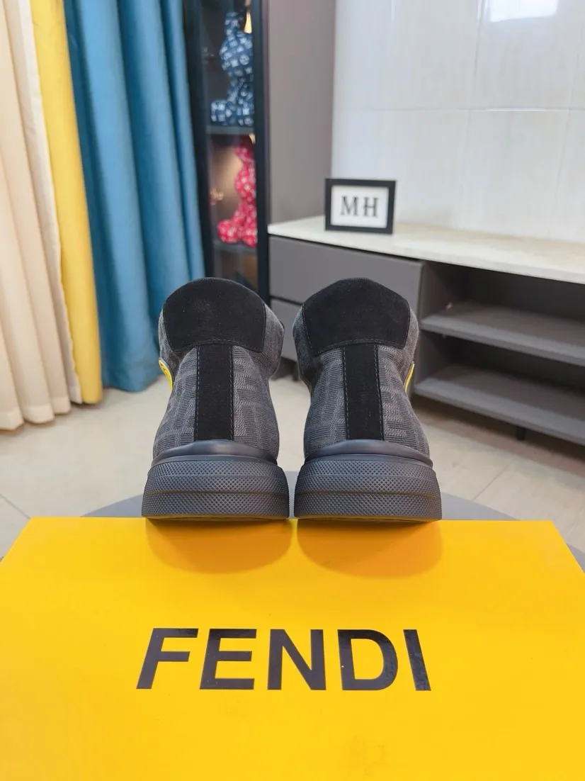 Men's shoes 💰440🌹🌹【fendi Fendi】: 🔝High-end brand of men's shoes: high-top series: official website 1:1 latest masterpiece: the upper is made of brand fabric with imported cowhide technology, ➕🐑made in sheepskin👍, making walking more convenient and comfortable, a stunning work, compared with the official quality, the beautiful 1:1 replica [color]! Create a fashionable personality to set off your uniqueness! A must-have for trendy men! 🔥Size: 38-44.